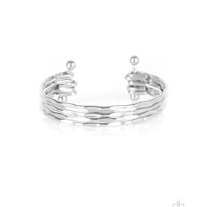 Delicately hammered bracelet. NWT